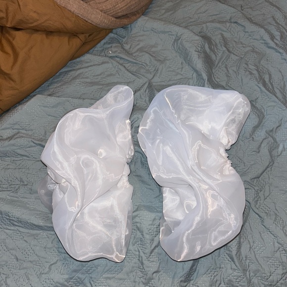 Bridal detachable puff sleeves - Picture 4 of 4